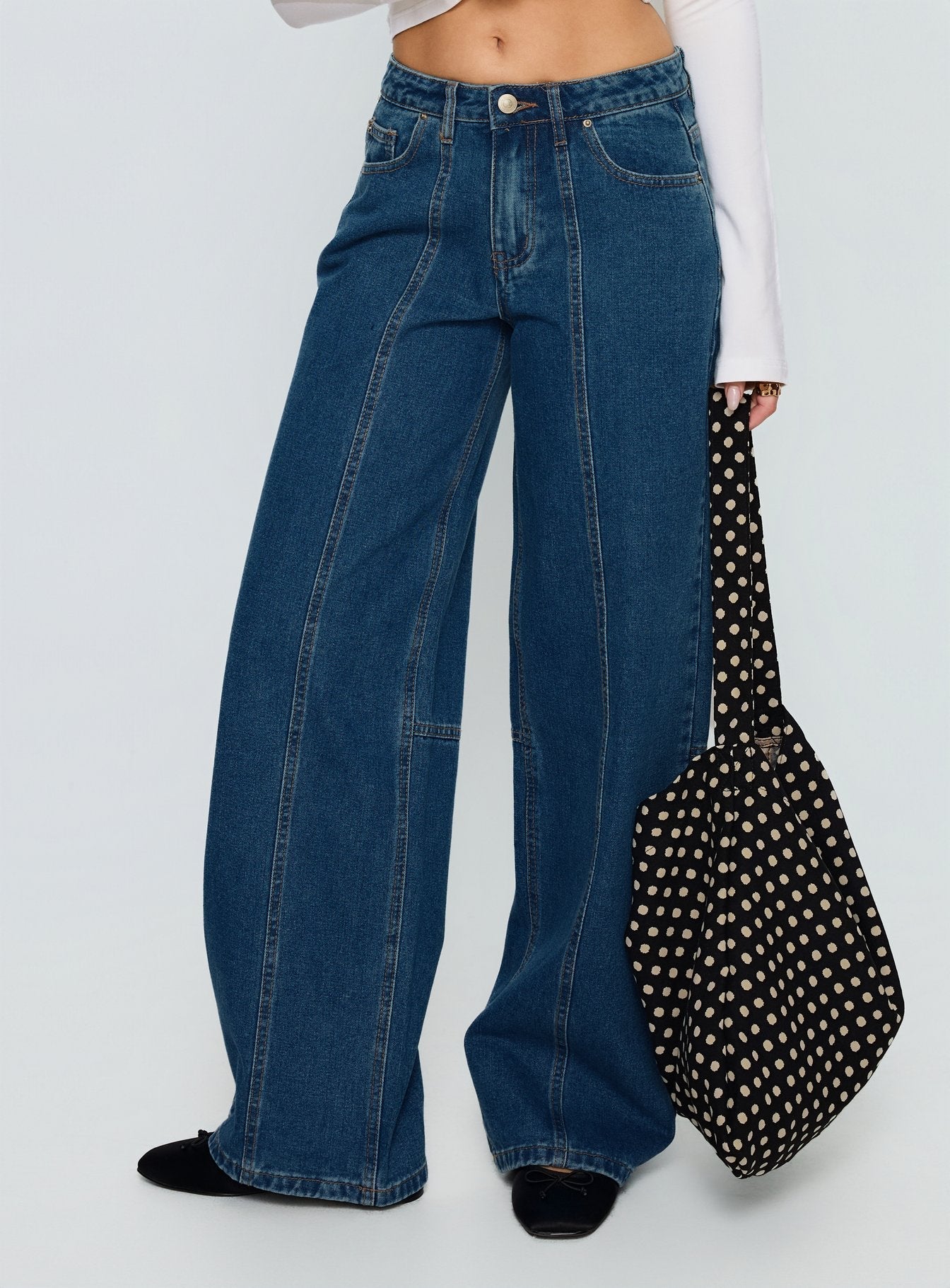 Lando Low Rise Straight Leg Jeans Mid Blue Wash