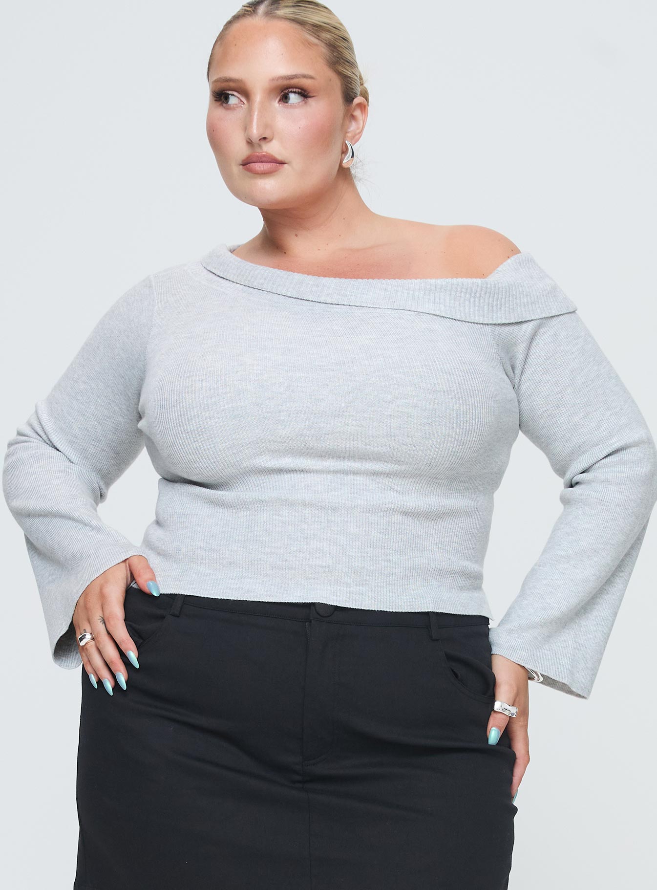 Sina Off The Shoulder Top Grey Curve