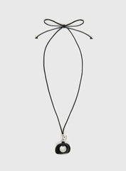 Static Romance Pendant Necklace Black