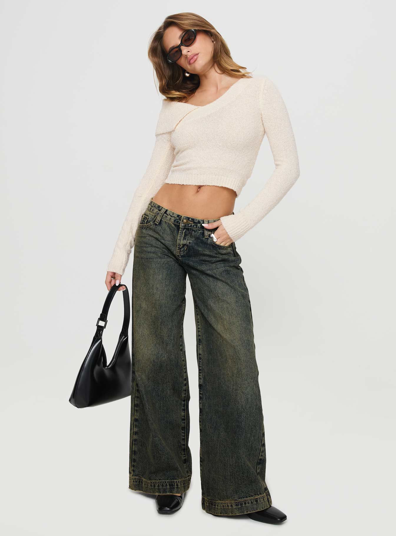 Ribbon Stamp Low Rise Wide Leg Jeans Antique Wash