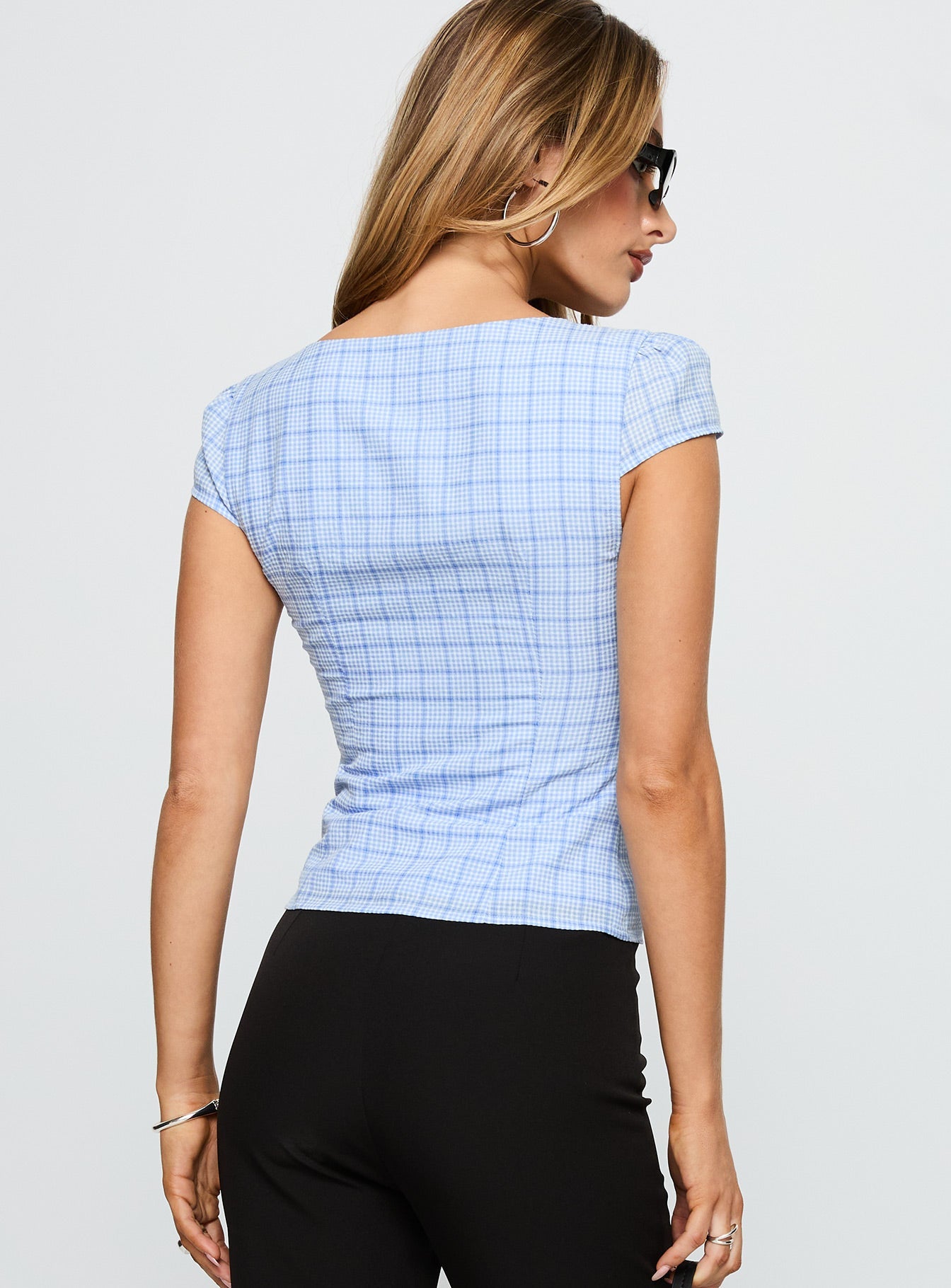 Getting Close Button Up Top Blue Check