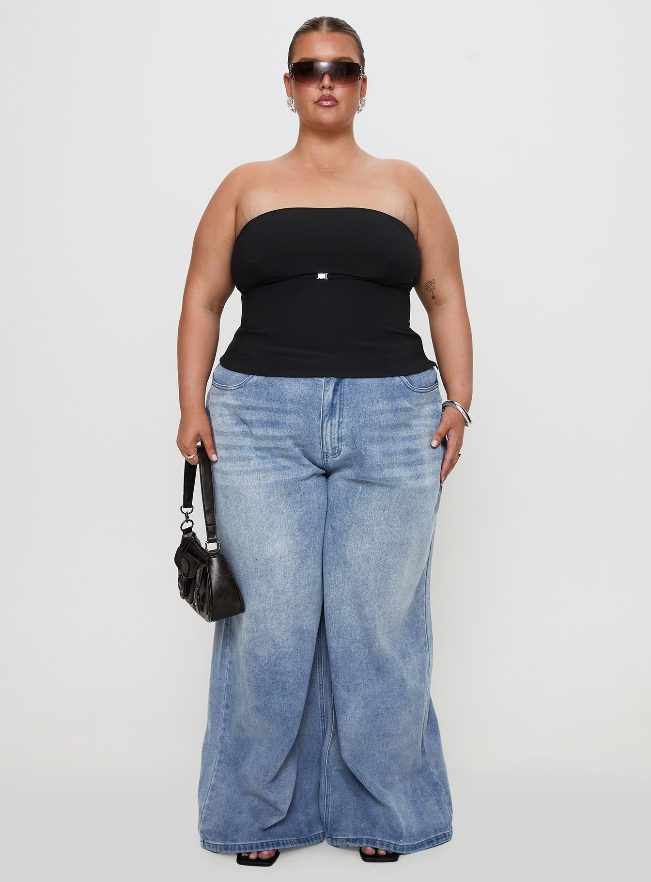 Flounce Strapless Top Black Curve