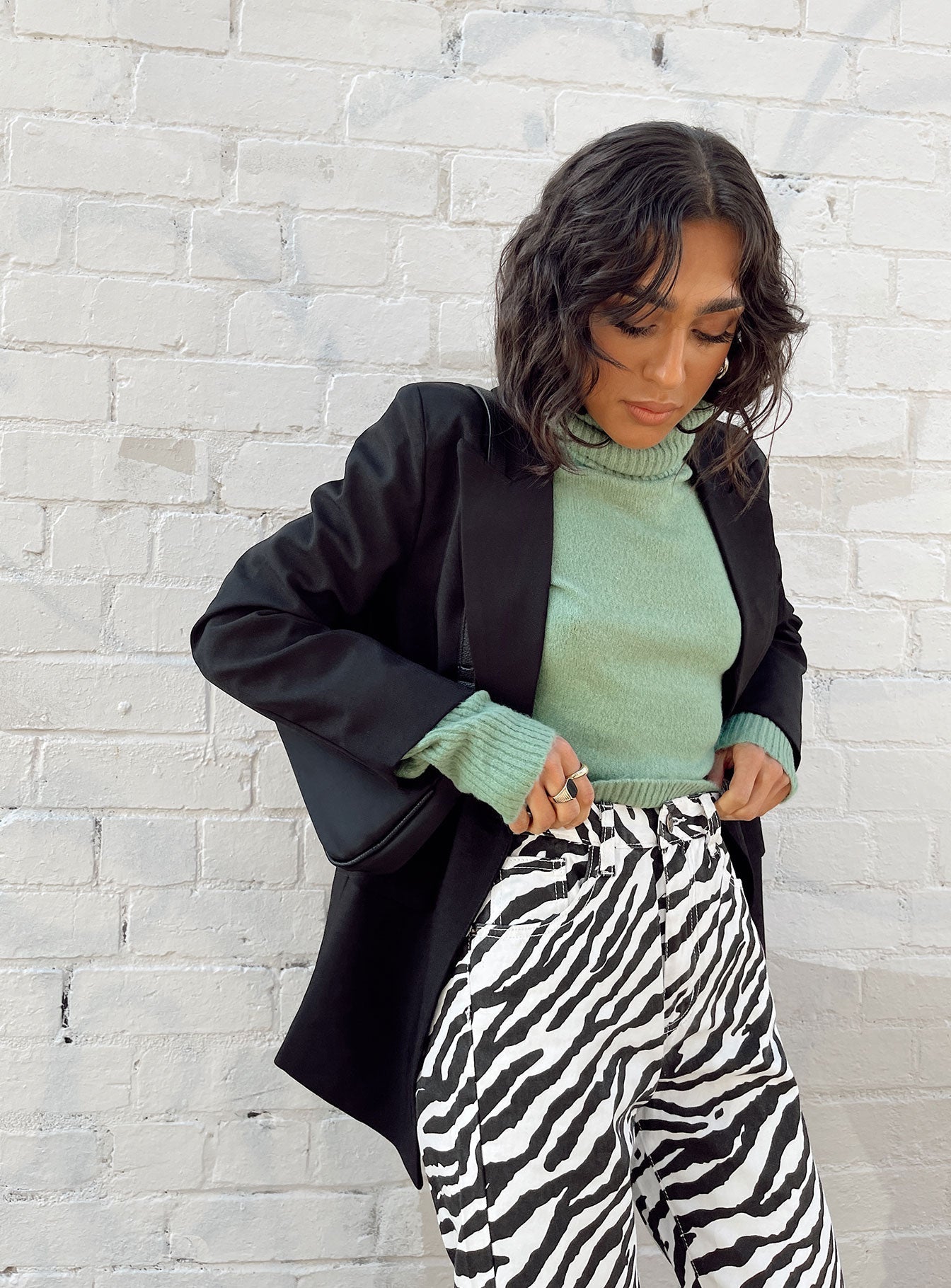 Nessie Blazer Black
